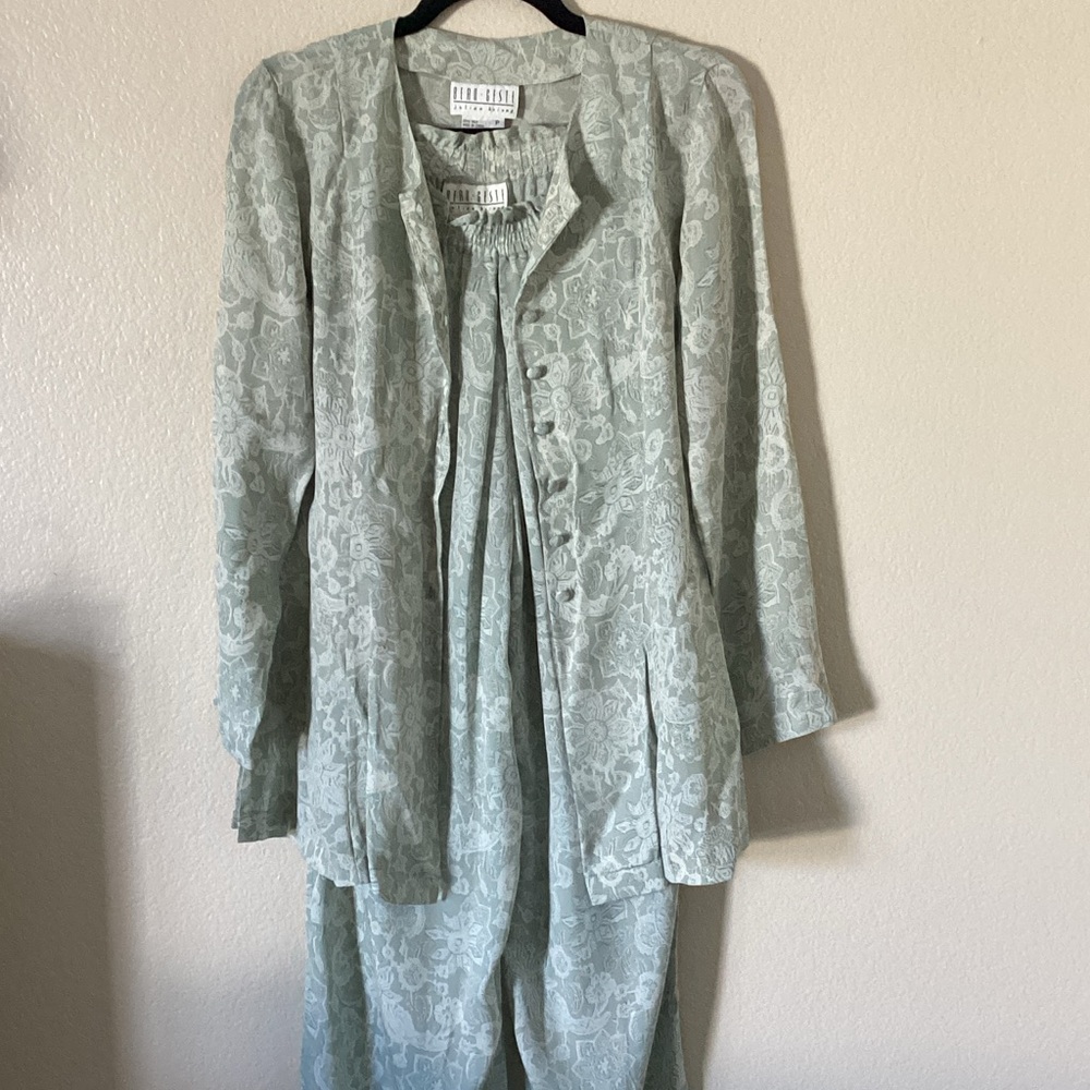 Beau Geste Julian Hsiung Light Bluish green Floral 3 piece